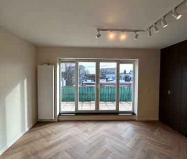 Appartement te huur - Photo 1