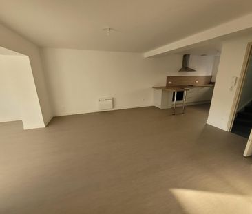 Location Appartement 3 pièces 67m² BOULOGNE SUR MER 62200 - Photo 2