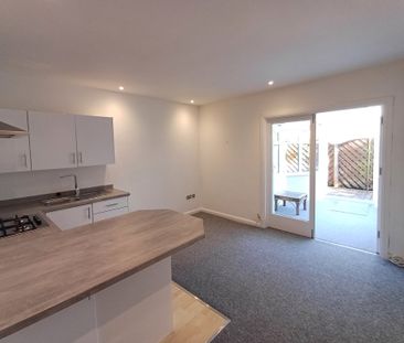 Frances Road, Bournemouth - Photo 3