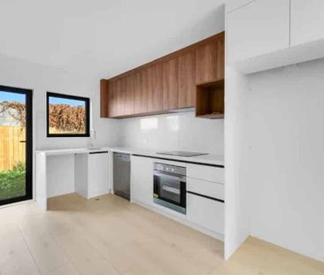 Good newly build home for family - Photo 2