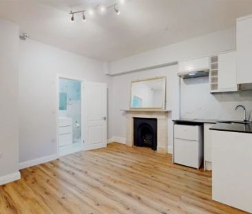 Studio, Flat A, 120 - Photo 1