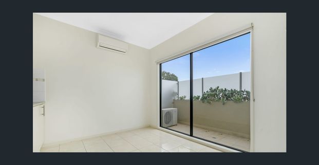 A perfect location - Photo 1