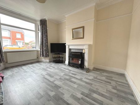 Kingston Avenue, Blackpool, FY4 2QB - Photo 5