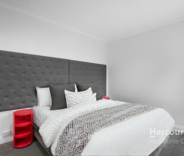 506/318 Little Bourke Street, Melbourne - Photo 1