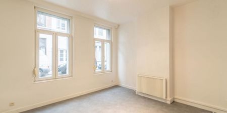 Appartement te huur in Elsene voor € 800 met 1 slaapkamer - Foto 4