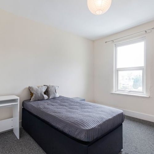 Old Road Oxford OX3 - Photo 1