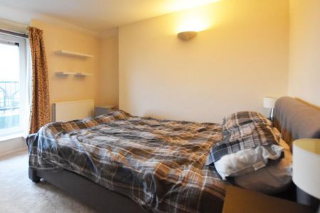 4 bedroom penthouse to rent - Photo 3