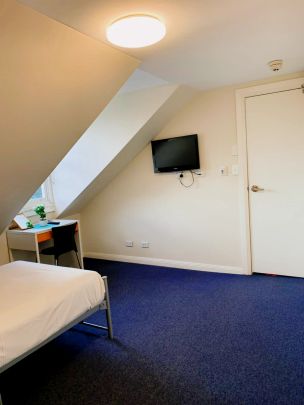 Welcoming studio in Redfern - Photo 1