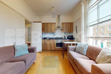 Stylish Split-Level 2-Bed Apartment with Two Baths on Kings Cross Road WC1X - Photo 2