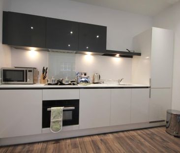 2 bedroom apartment to rent - Photo 6
