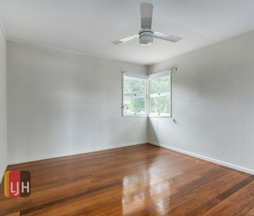 AIR CONDITIONED TWO BEDROOM UNIT WITH AIR COURTYARD! - Photo 4