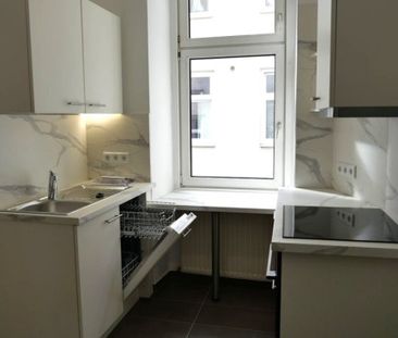Provisionsfrei: Unbefristeter 39m² Altbau mit 2 Zimmern und Einbauk... - Photo 4