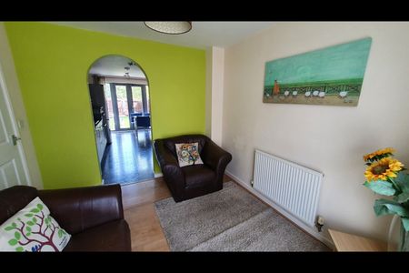 Room in a Shared House, Nazareth Road, NG7 - Photo 2