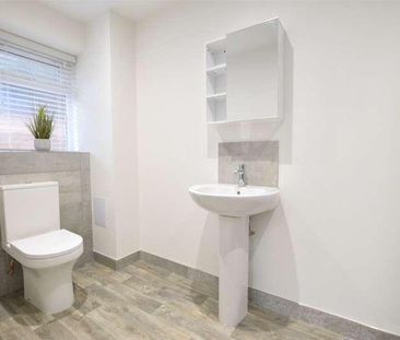 Willow Close, Wick, Bristol, Gloucestershire, BS30 - Photo 1