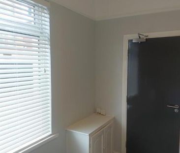 Room 1, 26 Thorndyke Street, Belfast, BT5 4QB - Photo 2