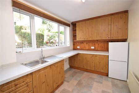 3 bedroom semi-detached house to rent - Photo 5