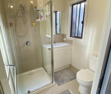 27 Shale Rise, Officer VIC 3809 - House For Rent | Domain - Photo 6