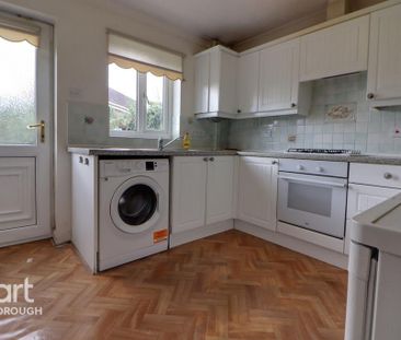 3 bedroom detached bungalow to rent - Photo 4