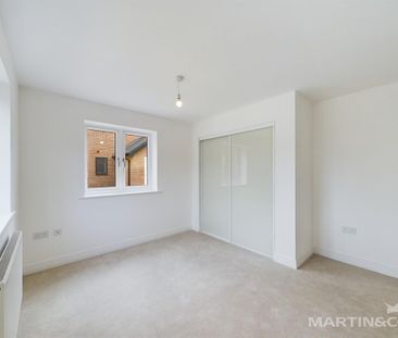 1 bedroom ground floor flat to rent - Photo 1