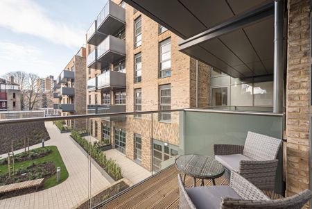 2 bedroom flat to rent - Photo 2