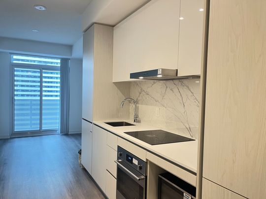 For Lease - 28 Interchange Way N/A Unit# 3715, Vaughan, Ontario - Photo 1