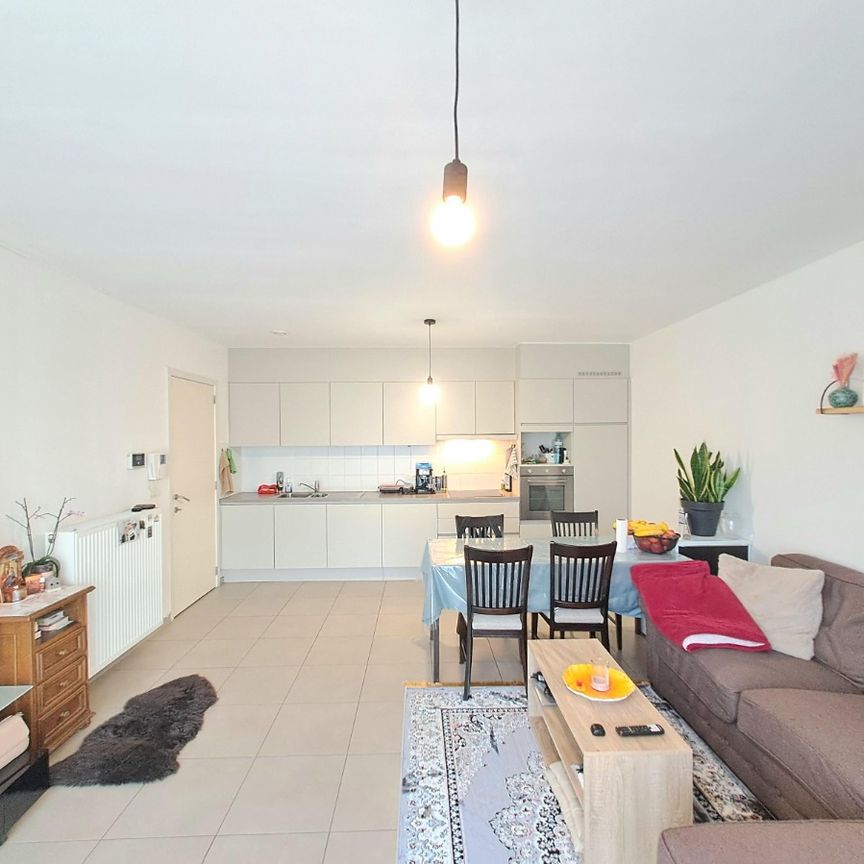 Gezellig appartement met 1 slaapkamer en autostaanplaats - Photo 1