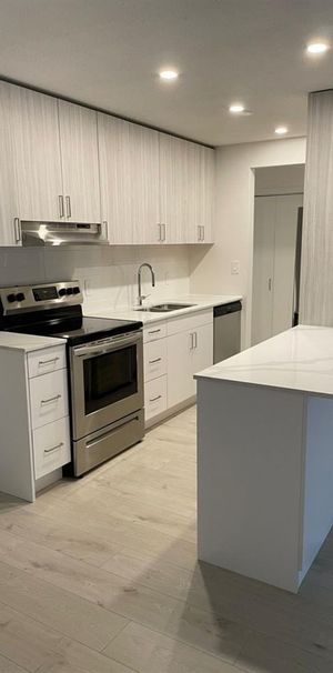 Blueridge Apartments - Photo 1