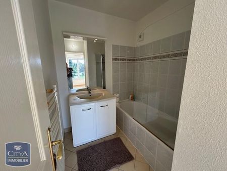 Location Appartement 2 pièces 43m² MARMANDE 47200 - Photo 4