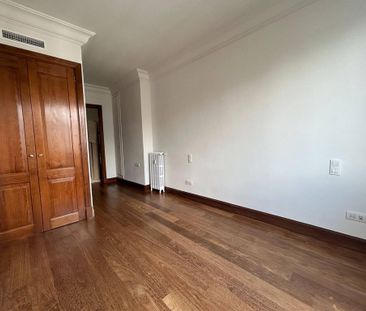 3 room luxury Flat for rent in Madrid, Spain - Photo 3