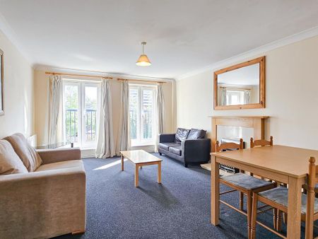 4 bedroom private hall to rent - Photo 2