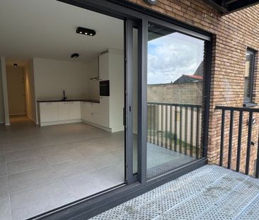 Appartement te huur in Borgloon voor € 775 met 1 slaapkamer - Photo 2
