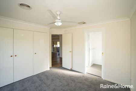 118 Raye Street, Tolland, NSW 2650 - Photo 5