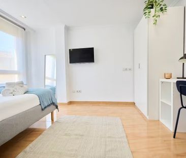 Carrer de Lleida, Valencia, Valencian Community 46009 - Photo 3