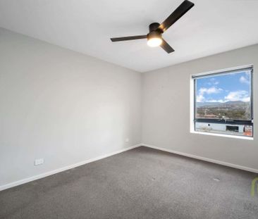 2 Bedrooms with a view - Photo 3