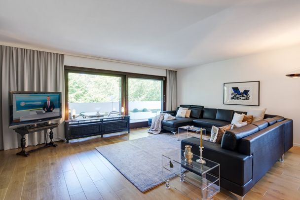 Luxurious 3-room apartment in Herzogpark - Photo 1