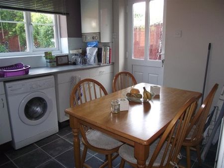 St Johns, Worcester, WR2 - Photo 3