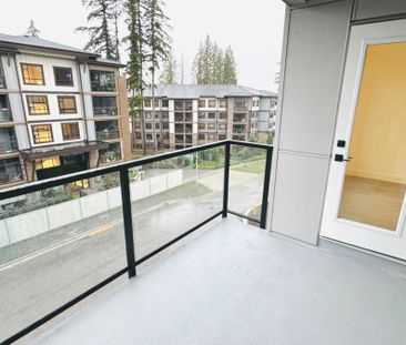 Brand New Condo at King & Crescent - Photo 4