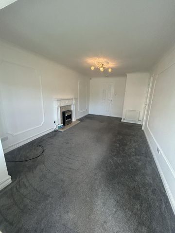 2 bedroom semi-detached bungalow to rent - Photo 4