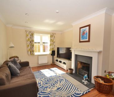 2 bedroom end of terrace house to rent - Photo 5