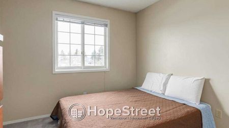 37 Douglasbank Rise SE, Calgary - Photo 4