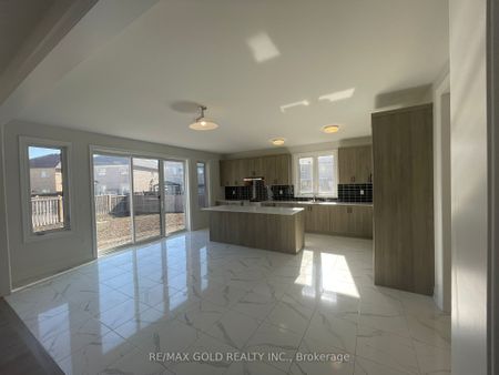 For Lease - 31 Dolomite Drive, Brampton, Ontario - Photo 4