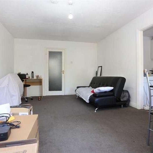 Woodland Parade, Hove, BN3 - Photo 1