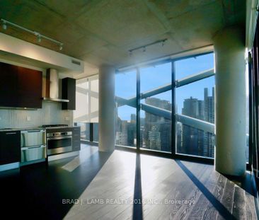 Theatre Park Lofts - Photo 1