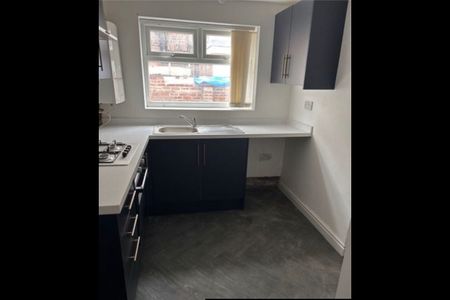 3 Bed Terraced House, Parkinson Road, L9 - Photo 4