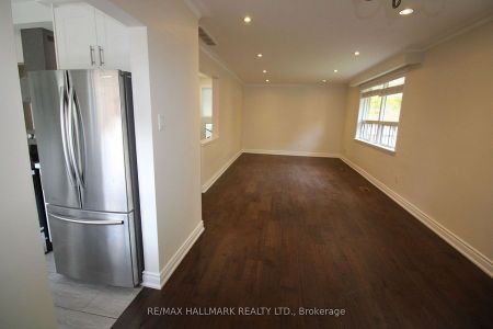 For Lease - 389 Allgood Street Unit# Main Fl, Richmond Hill, Ontario - Photo 2