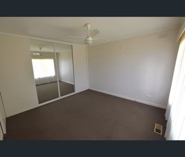 6 William St, Newborough, Vic 3825 - Photo 1