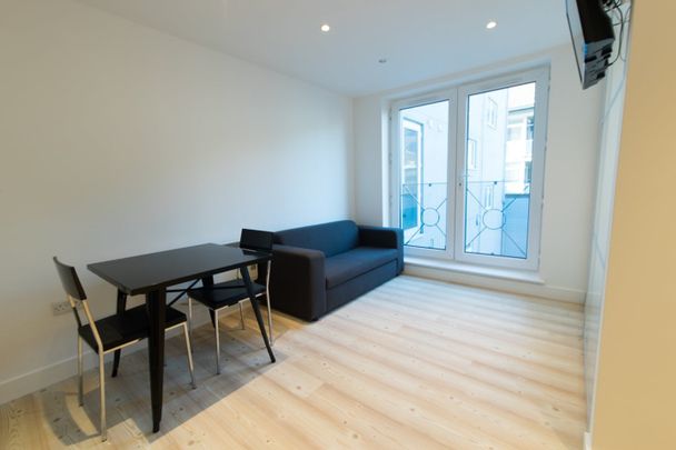 1 Bed Flat, Mowlem Street, E2 - Photo 1