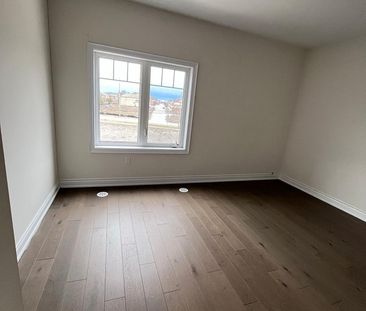 For Lease - 24 Cafaro Lane, Markham, Ontario - Photo 2