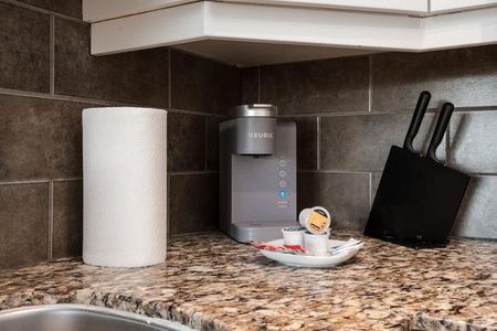 Nassau Street North - Photo 2