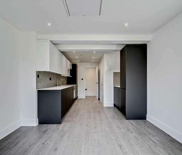 Holders Hill Road, London, NW7 - Photo 6